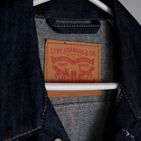 Levi's Jean Jacket - Picture 2 of 3